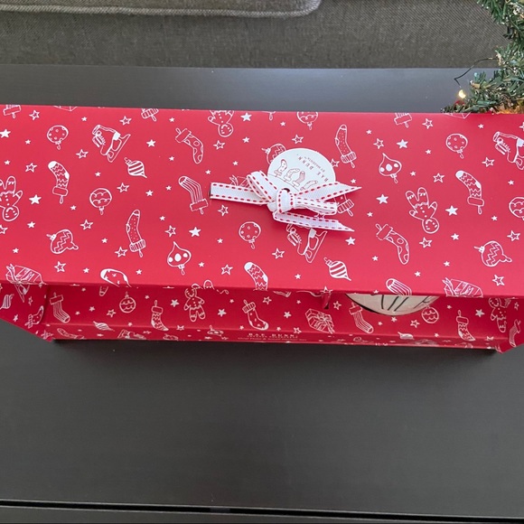 ✨Host Pick✨Rae Dunn ‘COOKIES’ and ‘MILK’ Gift Set - Picture 5 of 7